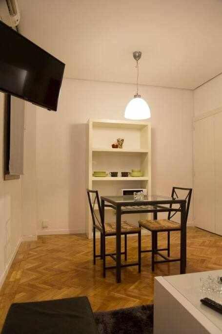 Un Elegante Piso Para Descubrir Madrid Exteriör bild