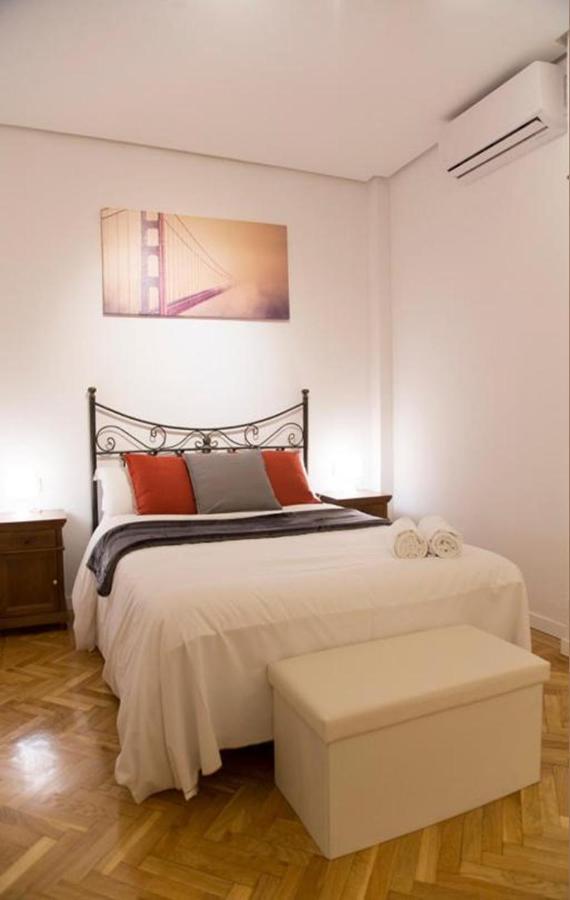 Un Elegante Piso Para Descubrir Madrid Exteriör bild